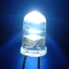 LED สีขาว ขนาด 5 ม.ม ซูเปอร์ไบร์ ให้ความสว่าง 2-4 แรงเทียน