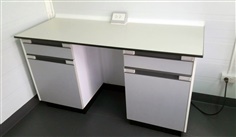 Laboratory Furniture - โต๊ะปฏิบัติการชิดผนัง