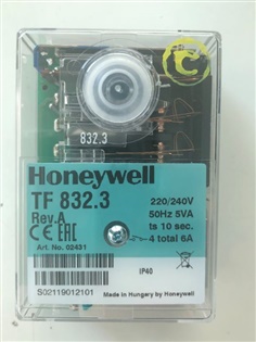 Honeywell Satronic oil burner control box TF832.3 Bentone รุ่นเก่า