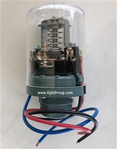 SANWA DENKI Vacuum Switch SVS-1-C, ON/-99.8kPa, OFF/-93.1kPa, G3/8, ZDC2