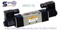 V5242-15-24DC Solenoid valve 5/2 size 1/2" ไฟ 24DC Double coil หรือ คอยล์คู่ Pressure 0-10 bar ใช้ควบคุมทิศทางลม ราคาถูก ทนทาน ส่งฟรีทั่วประเทศ