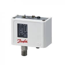 สวิทซ์ควบคุมแรงดัน Pressure Switch,Danfoss KP 35,สวิชท์ควบคุมแรงดัน,Pressure Switch,Danfoss,Pumps, Valves and Accessories/Pumps/Pumping Systems
