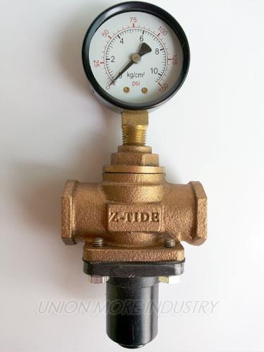 Water Pressure Regulator with Gauge รุ่น BRONZE BODY 3/4" - อุปกรณ์ควบคุมแรงดันน้ำพร้อมเกจวัด,WATER PRESSURE REGULATOR,ตัวควบคุมแรงดันน้ำ,ควบคุมแรงดันน้ำ,WATER PRESSURE REGULATOR,เกจควบคุมแรงดันน้ำ,วาล์วควบคุมแรงดันน้ำ,Pressure regulator,water pressure regulator with gauge,water pressure regulator valve,อุปกรณ์ควบคุมแรงดันน้ำพร้อมเกจวัด,,Pumps, Valves and Accessories/Valves/Control Valves