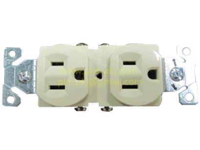 PLUG,PLUG,COOPER,Electrical and Power Generation/Electrical Equipment/Switchboards