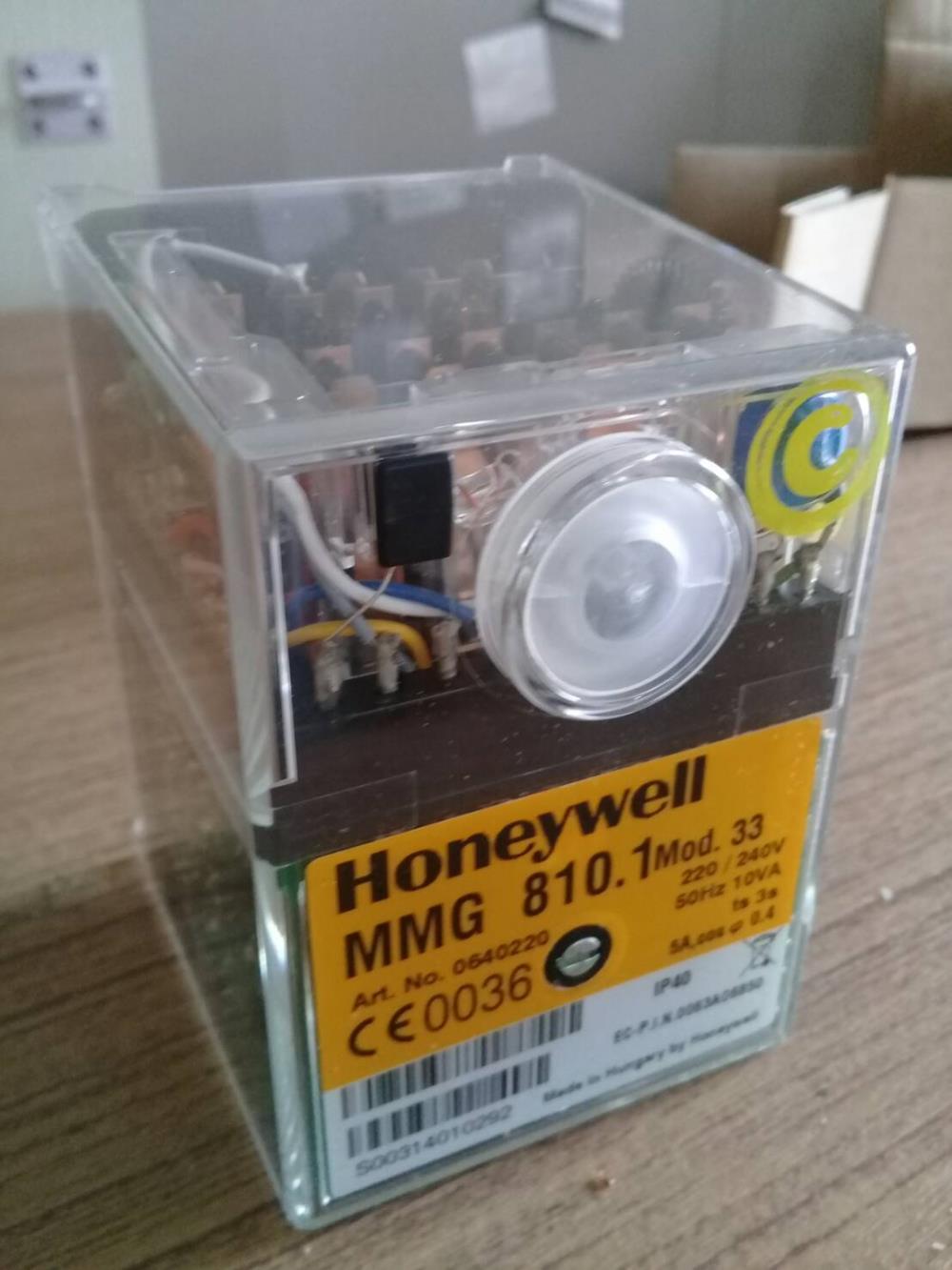 Honeywell Control Box MMG 810.1,Honeywell ,Control Box ,MMG 810.1,Honeywell,Instruments and Controls/Controllers