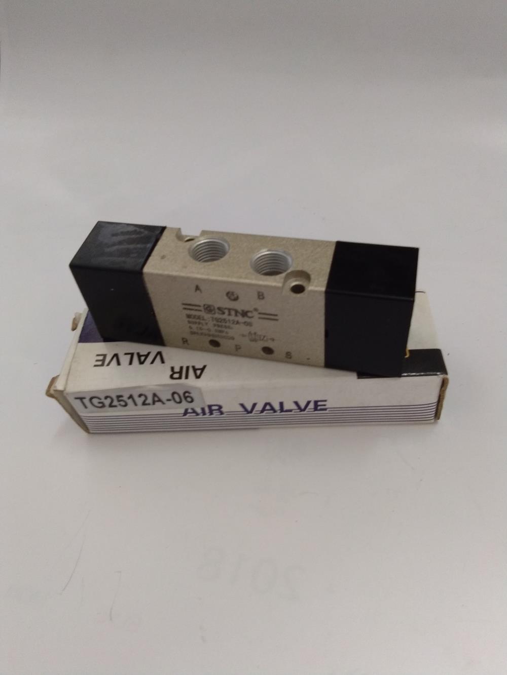 STNC : Air valve : TG2512A-06 TG2321 TG2521 TG2522 3/2 5/2  port 1/4" 220V 24VDC,นครราชสีมา นิวแมติคส์ วาล์ว air valve  solenoid valve STNC โคราช TG2512A TG2321 TG2521 TG2522 1/4" 220V 24VDC,,Machinery and Process Equipment/Machinery/Pneumatic Machine