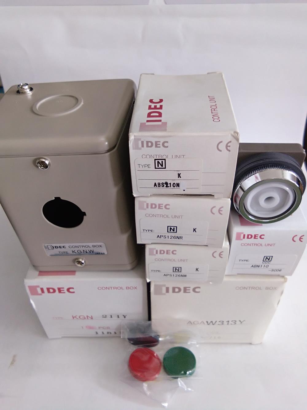 IDEC : Push button switch / control box / pilot lamp / selector switch,IDEC , push button switch , control box station , pilot lamp , selector switch , control box,IDEC,Instruments and Controls/Switches