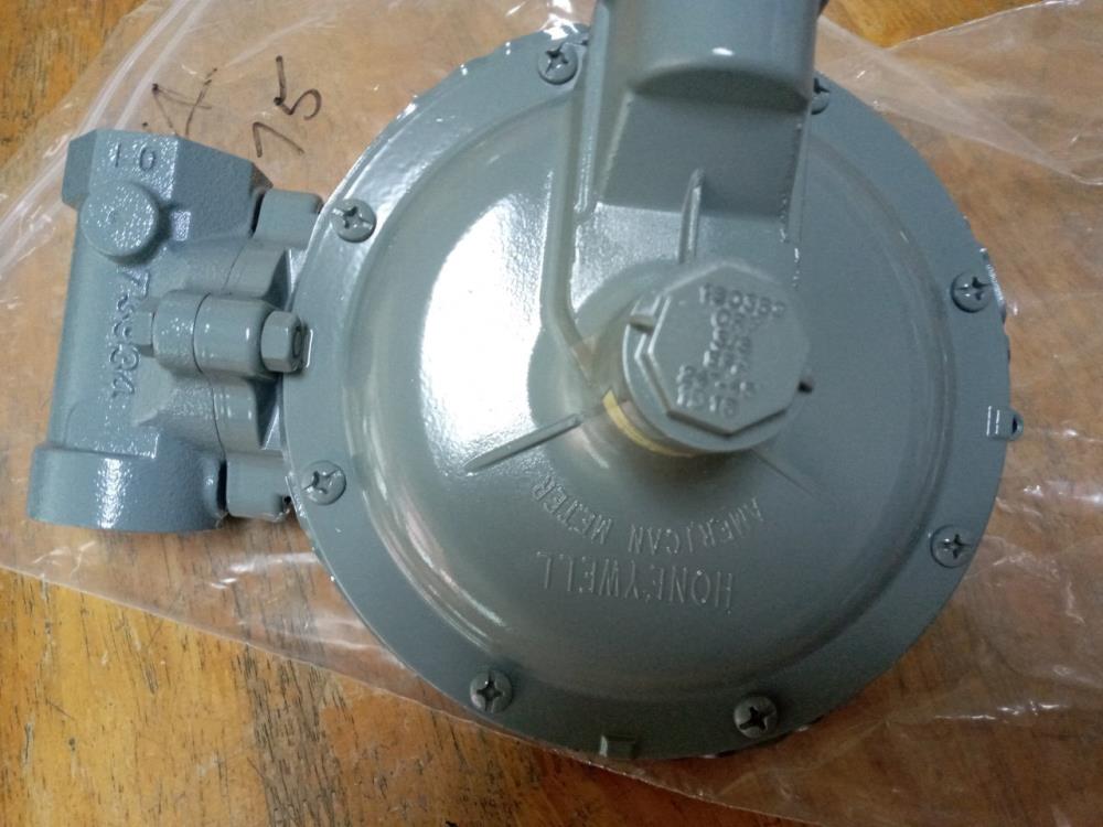 Reulator "Honeywell Amercan Meter" Type : 1803 B2