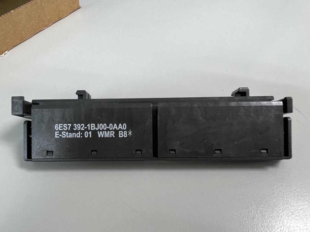 Siemens 6ES7 392-1BJ00-0AA0 SIMATIC S7-300,Siemens 6ES7 392-1BJ00-0AA0 SIMATIC S7-300, Front connector for signal modules with spring-loaded contacts, 20-pole,Siemens 6ES7 392-1BJ00-0AA0 SIMATIC S7-300,Automation and Electronics/Access Control Systems