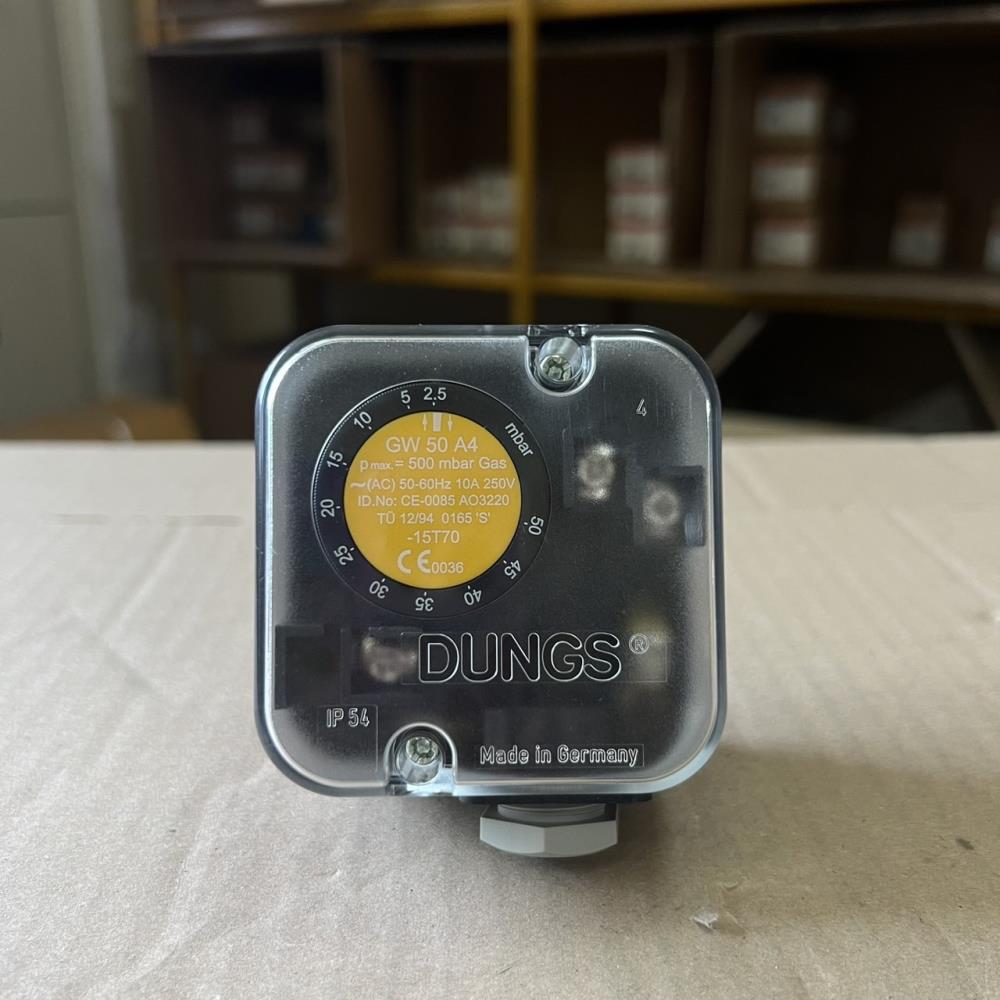 DUNGS  GW 50 A4,Pressure Switch , GW 50 A4,DUNGS  GW 50 A4, GW 50 ,DUNGS ,Instruments and Controls/Switches