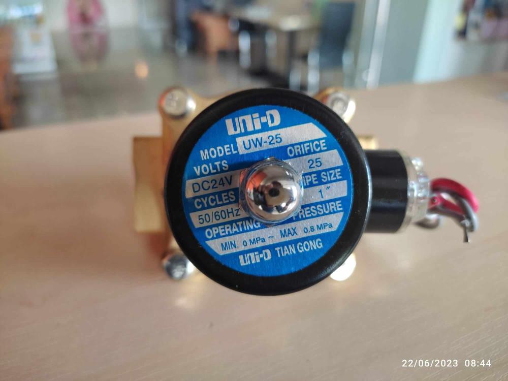 Uni-D UW-25-24V Solenoid valve 2/2 size 1" โซลินอยด์วาล์ว pressure 0-8bar 120psi ไฟ 24V AC DC ทองเหลือง ใช้กับ น้ำ ลม น้ำมัน ส่งฟรีทั่วประเทศ