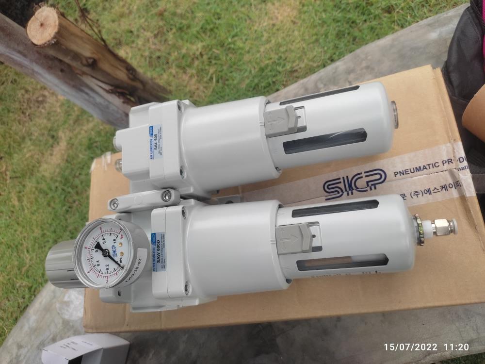 SAU610-10BG SKP Filter Regulator Lubricator 2 Unit Manaul Size 1" ฟิลเตอร์ เร็กกูเลเตอร์ แบบปรับมือ Pressure 0-10bar 150psi กรอง ระบายน้ำ ลม ฝุ่น ส่งฟรีทั่วประเทศ